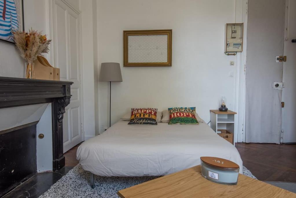 Apartament Le Petit Cosy Angers Zewnętrze zdjęcie