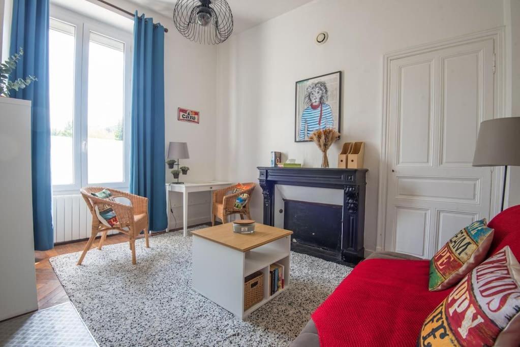 Apartament Le Petit Cosy Angers Zewnętrze zdjęcie